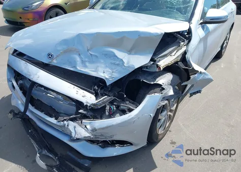 2018 Mercedes-Benz C 300 from USA, damaged, VIN WDDWF4JB0JR339280
